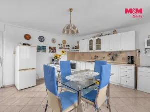 Prodej rodinného domu, Vinaře, 150 m2