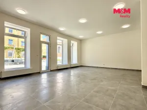 Pronájem obchodního prostoru, Kladno, T. G. Masaryka, 80 m2