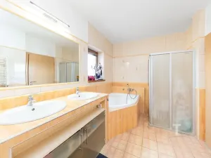 Prodej rodinného domu, Lechovice, 280 m2