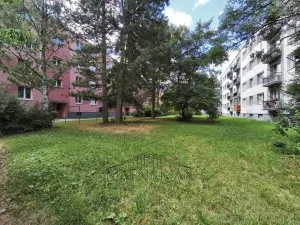 Pronájem bytu 3+1, Klášterec nad Ohří - Miřetice u Klášterce nad Ohří, Pod Stadionem, 64 m2