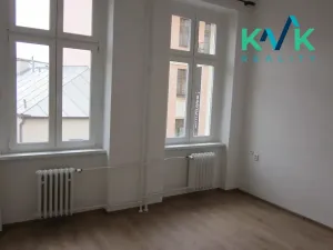 Pronájem bytu 1+kk, Karlovy Vary, Krále Jiřího, 22 m2
