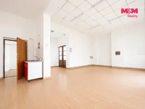 Prodej obchodního prostoru, Přerov - Přerov VI-Újezdec, Hlavní, 220 m2