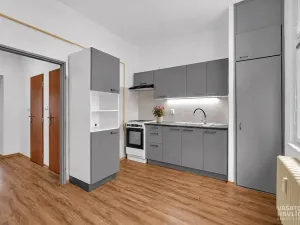 Pronájem bytu 2+1, Hradec Králové, Průmyslová, 55 m2