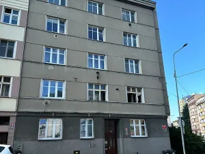 Pronájem bytu 2+1, Děčín, Čsl. armády, 62 m2
