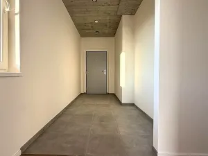Prodej bytu 3+kk, Praha - Hostavice, Lomnická, 80 m2