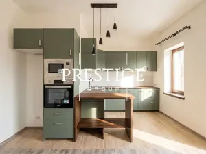 Pronájem komerční nemovitosti, Horoměřice, Švejkova, 180 m2
