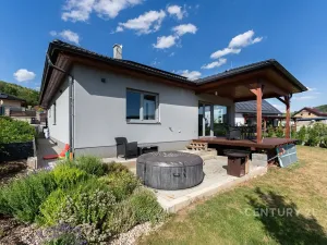 Pronájem rodinného domu, Lužice, 104 m2