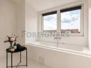 Pronájem bytu 1+kk, Plzeň, Kardinála Berana, 45 m2