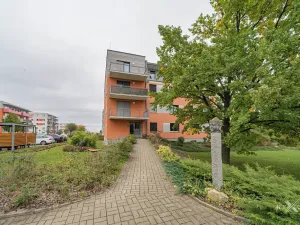 Pronájem bytu 2+kk, Praha - Háje, Loosova, 51 m2