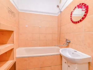 Pronájem bytu 2+1, Cheb, Smetanova, 50 m2