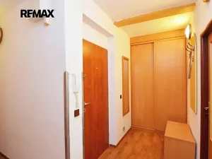 Pronájem bytu 3+1, Praha - Hlubočepy, Slivenecká, 76 m2
