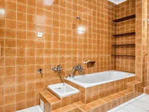 Prodej vily, Křižanov, Benešovo náměstí, 530 m2