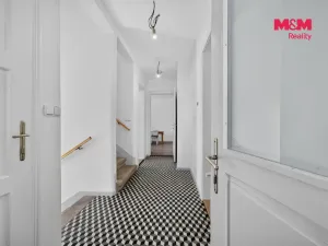 Pronájem rodinného domu, Jindřichův Hradec - Jindřichův Hradec III, U Nemocnice, 164 m2