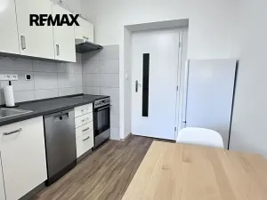 Pronájem bytu 1+kk, Praha - Strašnice, V olšinách, 38 m2