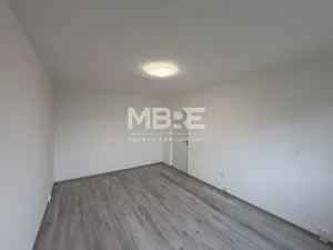 Pronájem bytu 2+1, Kadaň, Chomutovská, 53 m2