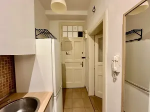 Pronájem bytu 2+kk, Praha - Libeň, Vosmíkových, 45 m2