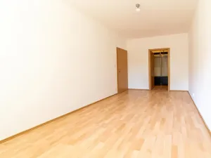 Pronájem bytu 2+kk, Praha - Strašnice, Gutova, 65 m2