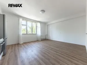 Prodej bytu 2+kk, Praha - Vinohrady, Soběslavská, 43 m2