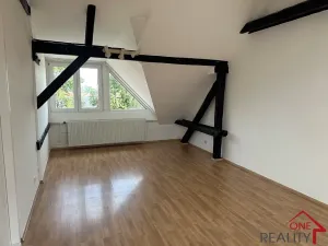 Pronájem bytu 3+1, Staré Město, Hradišťská, 90 m2