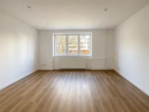 Prodej bytu 3+kk, Ostrov, Kollárova, 73 m2