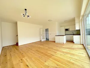 Pronájem rodinného domu, Praha - Čakovice, Kurta Hubera, 131 m2