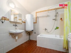 Prodej rodinného domu, Doubice, 280 m2