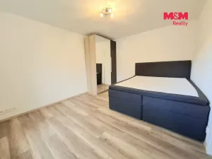 Pronájem bytu 1+1, Karlovy Vary - Stará Role, Závodu míru, 33 m2
