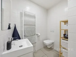 Prodej kanceláře, Praha - Smíchov, Na Zatlance, 232 m2