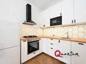 Pronájem bytu 2+kk, Praha - Libeň, U libeňského pivovaru, 48 m2