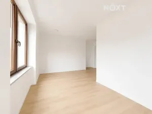 Prodej bytu 1+kk, Praha - Písnice, Libušská, 40 m2