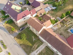 Prodej rodinného domu, Rašovice, 272 m2