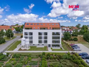 Prodej atypického bytu, Předboj, Ke Tvrzi, 104 m2