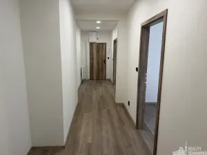 Pronájem bytu 2+1, Praha - Strašnice, Krupská, 65 m2