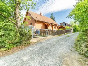 Prodej rodinného domu, Dolní Břežany, U Lesa, 50 m2
