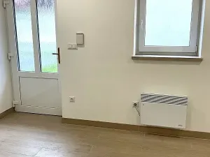 Pronájem komerční nemovitosti, Hořátev, 22 m2