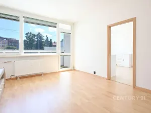 Prodej bytu 2+1, Děčín, Duchcovská, 58 m2
