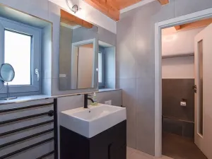 Prodej obchodního prostoru, Říčany - Jažlovice, Jažlovická, 249 m2