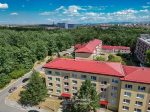 Prodej bytu 3+kk, Znojmo, U Lesíka, 68 m2