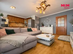 Prodej bytu 4+1, Litoměřice - Pokratice, Ladova, 77 m2