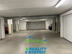 Pronájem garážového stání, Brno, Sentická, 12 m2