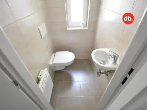 Pronájem bytu 3+kk, Karlovy Vary, Táborská, 80 m2