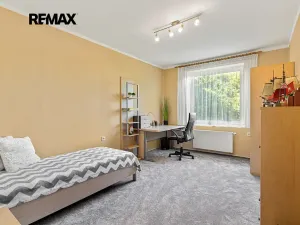 Prodej rodinného domu, Uhlířské Janovice, Ladova, 186 m2