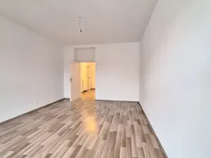 Pronájem bytu 2+1, Praha - Žižkov, Roháčova, 80 m2