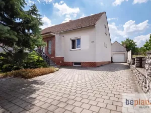 Prodej rodinného domu, Drnholec, Tyršova, 300 m2