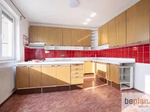 Prodej rodinného domu, Drnholec, Tyršova, 300 m2