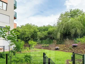Pronájem bytu 2+kk, Praha - Radlice, 55 m2