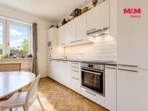 Prodej bytu 3+kk, Karlovy Vary - Drahovice, Mánesova, 68 m2