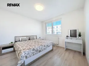 Pronájem bytu 2+kk, Praha - Hlubočepy, Hugo Haase, 55 m2