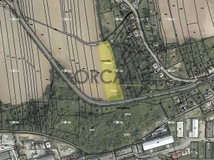 Prodej podílu pole, Zlín, 3758 m2