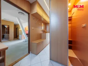 Prodej bytu 3+1, Ostrov, Masarykova, 87 m2